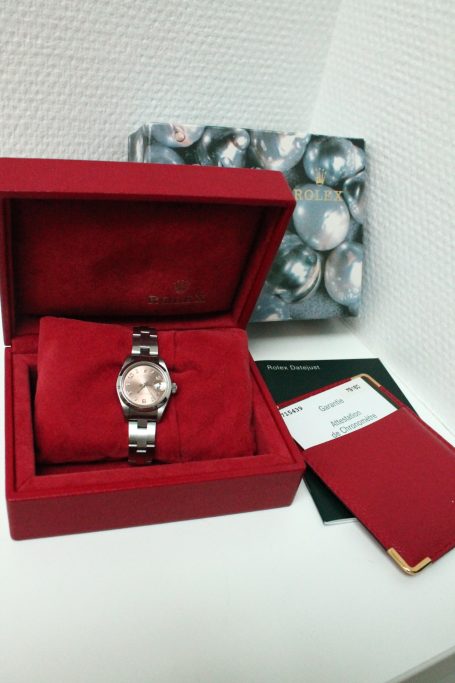 Rolex Oyster Perpetual Date im Full-Set mit Garantie und komplett überholt zu verkaufen beim Uhrmachermeister Yves The Clock.