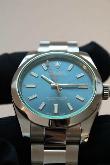 Kompletter Service für Rolex Milgauss mit originalen Bauteilen. Revision, Aufarbeitung des Gehäuses und Bandes, neue Dichtungen, Wasserdicht